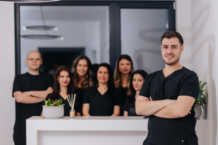 д-р Алексиеви